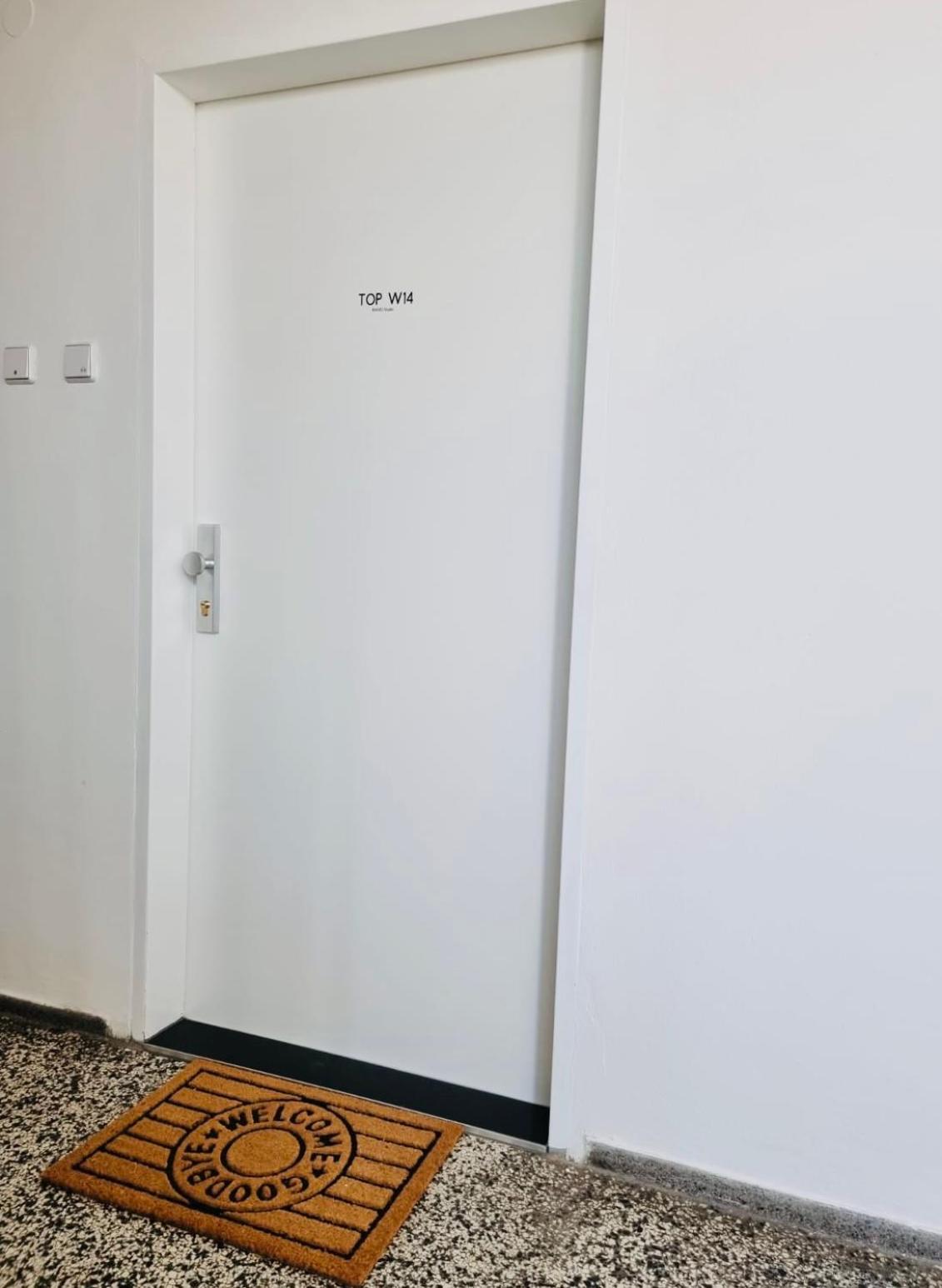 Bamo Studio - City Living Downtown Klagenfurt am Woerthersee Exterior foto